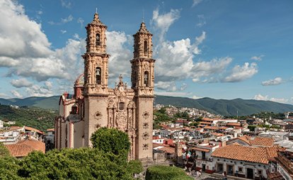 Taxco-iglesia-de-santa-prisca3